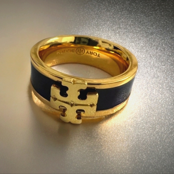 Tory Burch Black & Gold Kira Enamel Ring - Picture 6 of 9